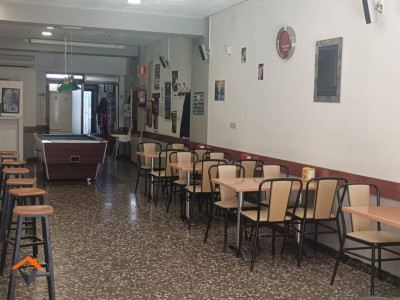 BAR EN FUNCIONAMIENTO CON PATIO DE 70M²!!!