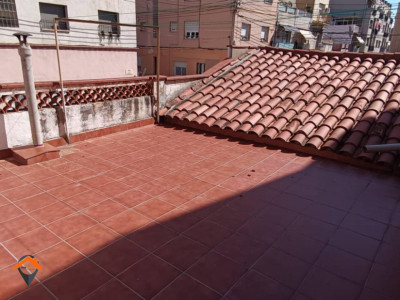 CASA EN PLANTA BAJA CANTONERA CON PATIO, TERRAZA Y GARAJE!!!!!