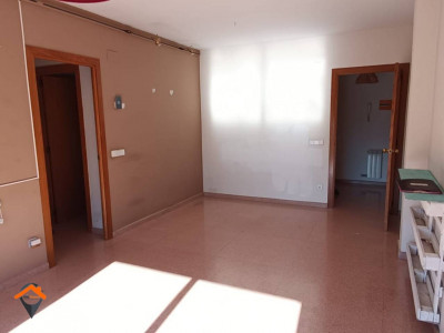 EN VENTA FANTASTICO PISO CON BALCON PARKING Y TRASTERO