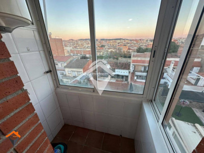 FANTASTICO DUPLEX EN VENTA CON TERRAZA Y BALCON