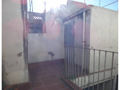 OCASION¡¡¡  CASA EN VENTA EN GRACIA-SABADELL PARA REFORMAR A SU GUSTO