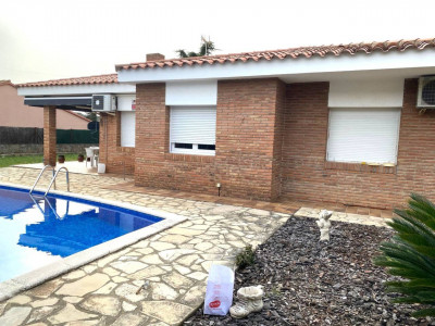 OPORTUNIDAD DE COMPRA DE CHALET CON PISCINA EN SANT QUIRZE VALLES