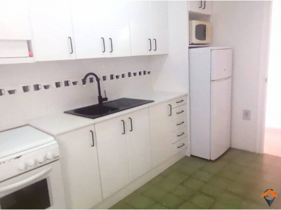 OPORTUNIDAD, PISO DE 4 HABITACIONES, PARA ENTRAR A VIVIR!!