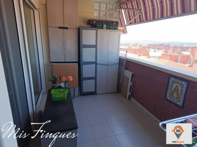 PISAZO  CON 4 HABITACIONES Y PARQUING!!!