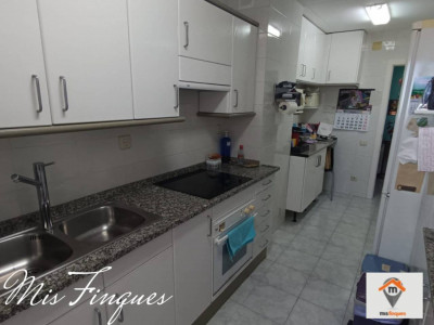 PISAZO  CON 4 HABITACIONES Y PARQUING!!!