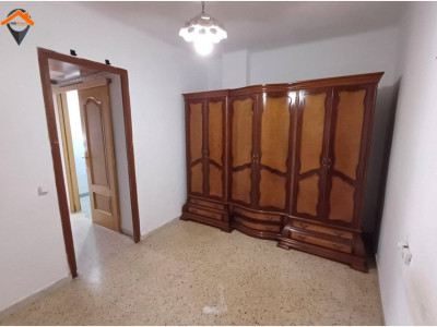 PISO DE 3 HABITACIONES EN PASEO ALMOGÁVARES!! 