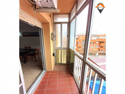 PISO DE 3 HABITACIONES EN PASEO ALMOGÁVARES!! 