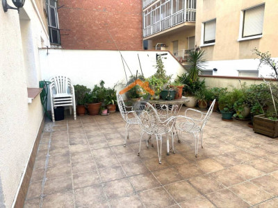 ¡PISO EN AVDA CONCORDIA CON TERRAZA DE 30M2!