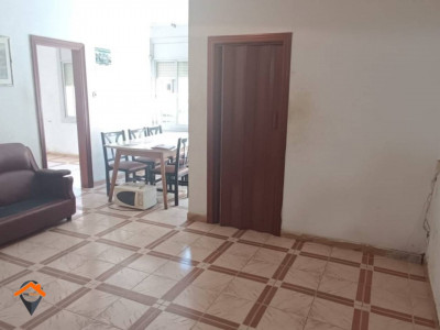 PLANTA BAJA CON PATIO Y JUNTO ESTACIÓN  PARC DEL NORD!!!!