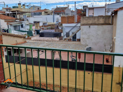 VIVIENDA CON ENTRADA INDEPENDIENTE, TERRAZA 40M2 Y SOLO UN VECINO!!